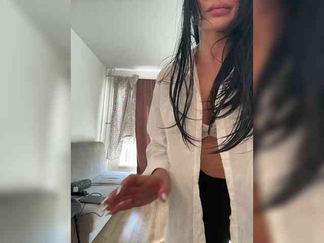 NotBellucci webcam