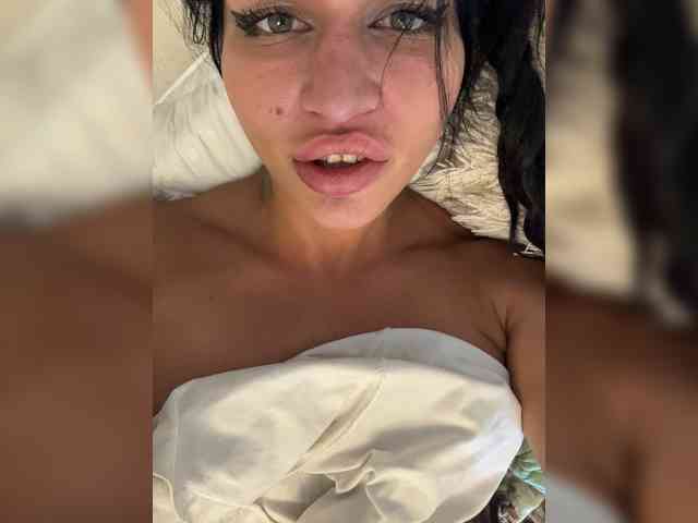 NotBellucci webcam
