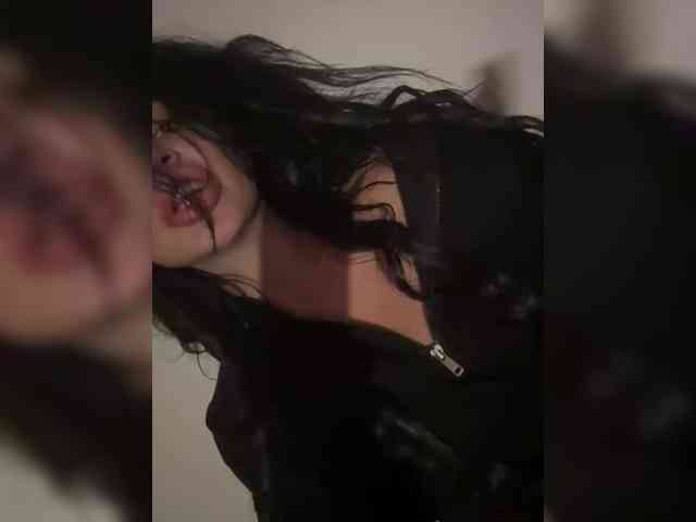 NotBellucci webcam