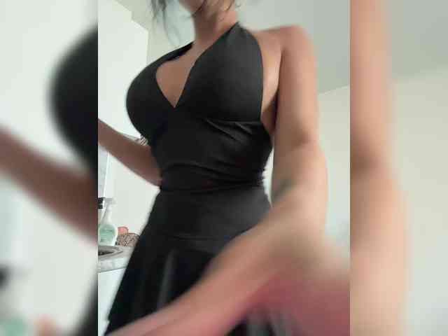 NotBellucci webcam