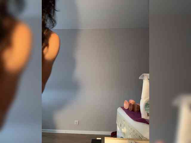 NotBellucci webcam