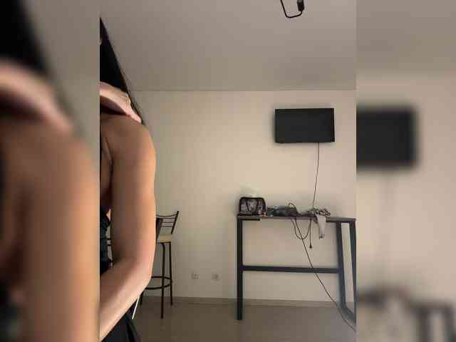 NotBellucci webcam
