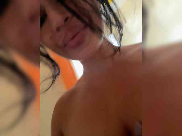 NotBellucci webcam