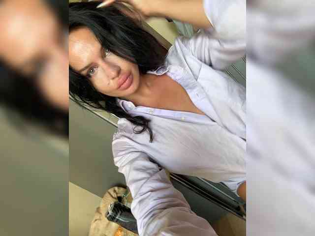 NotBellucci webcam