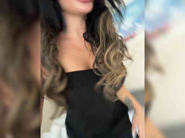 live voyeur NotBellucci