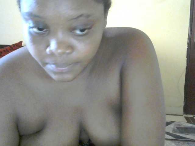 Blaqcherry live cam on BongaCams
