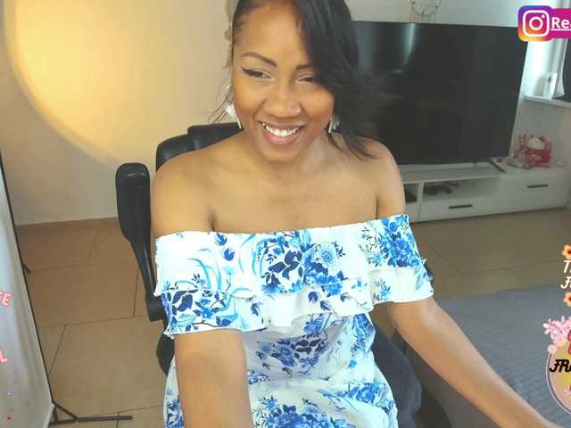 yayamuse live cam on BongaCams