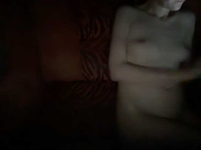 Alissared81 live cam on BongaCams