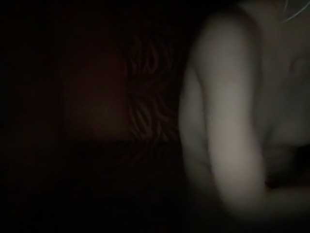 Alissared81 live cam on BongaCams