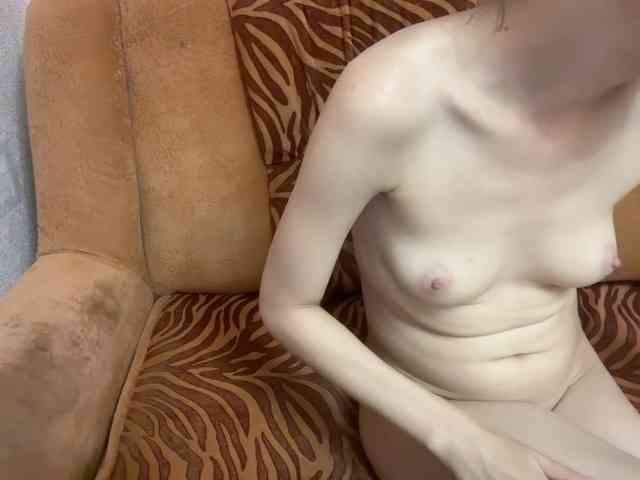Alissared81 Live Webcam on BongaCams