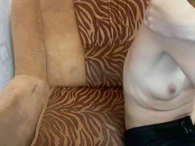 live camsex Alissared81
