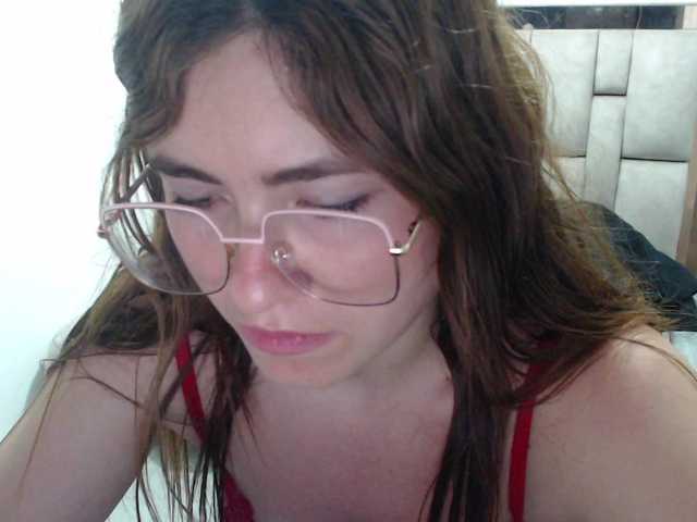 RoussFox's BongaCams show and profile