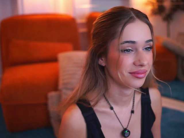 AvaSolis live cam on BongaCams