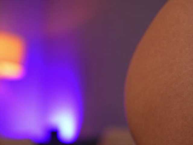 AvaSolis live cam on BongaCams