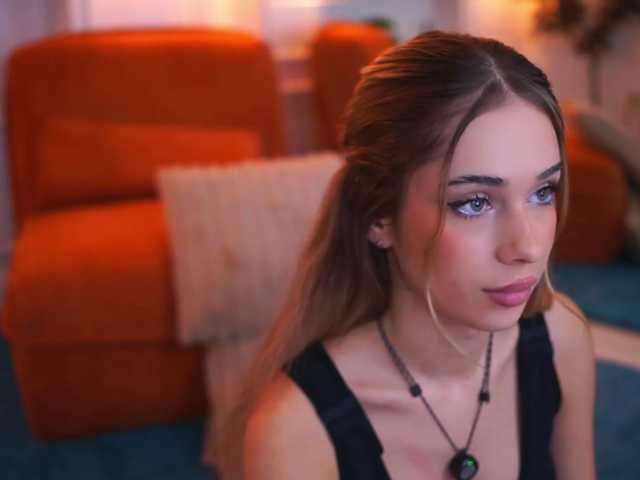 AvaSolis live cam on BongaCams