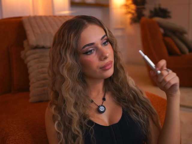 AvaSolis live cam on BongaCams