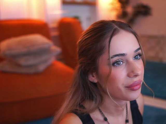 AvaSolis live cam on BongaCams