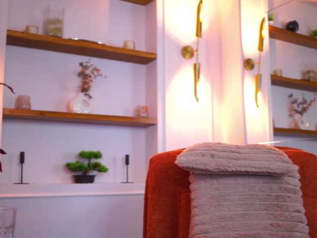 AvaSolis live cam on BongaCams