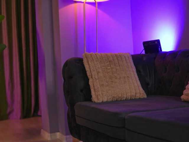 AvaSolis live cam on BongaCams