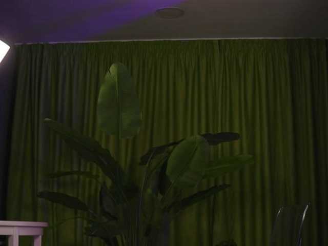 AvaSolis live cam on BongaCams