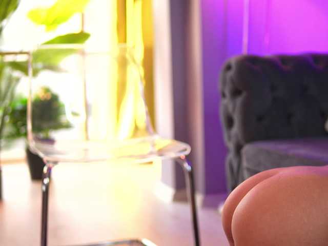 AvaSolis live cam on BongaCams