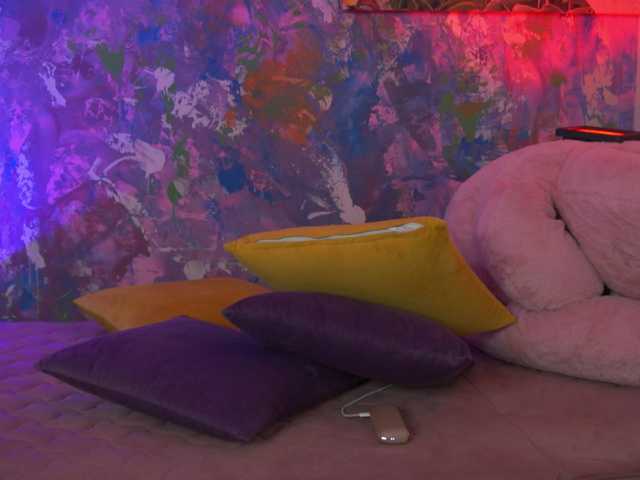 AvaSolis live cam