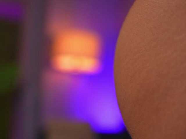 AvaSolis live cam on BongaCams