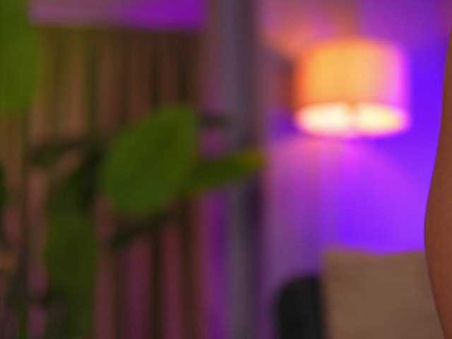 AvaSolis live cam on BongaCams