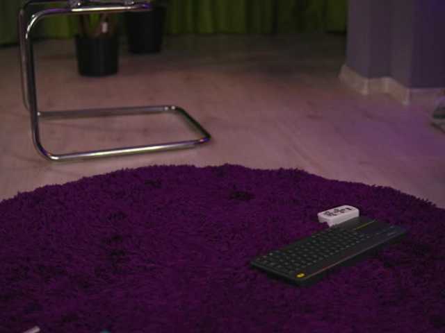 AvaSolis live webcam show