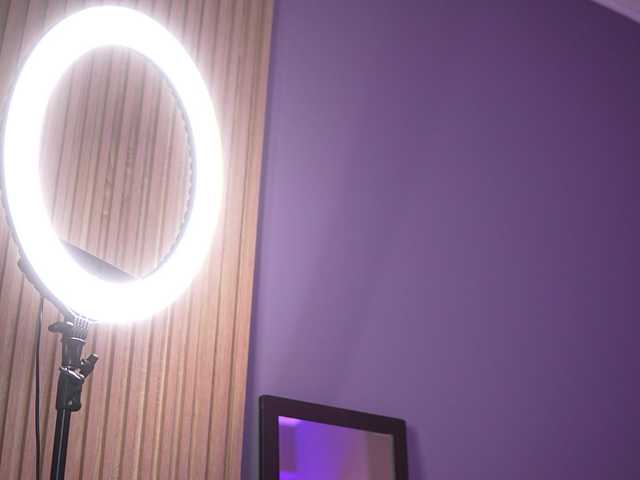 AvaSolis live cam on BongaCams
