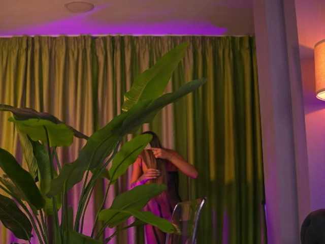 AvaSolis live cam on BongaCams
