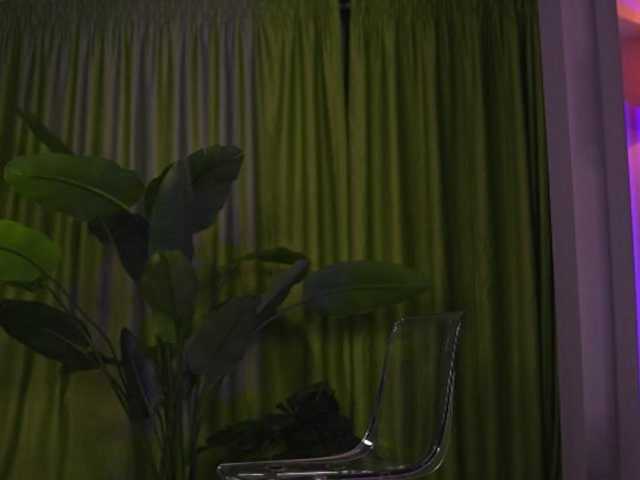 AvaSolis live cam on BongaCams
