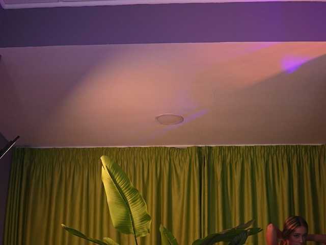 AvaSolis live cam on BongaCams
