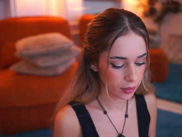 AvaSolis live cam on BongaCams