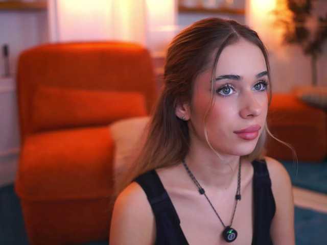 AvaSolis live cam on BongaCams