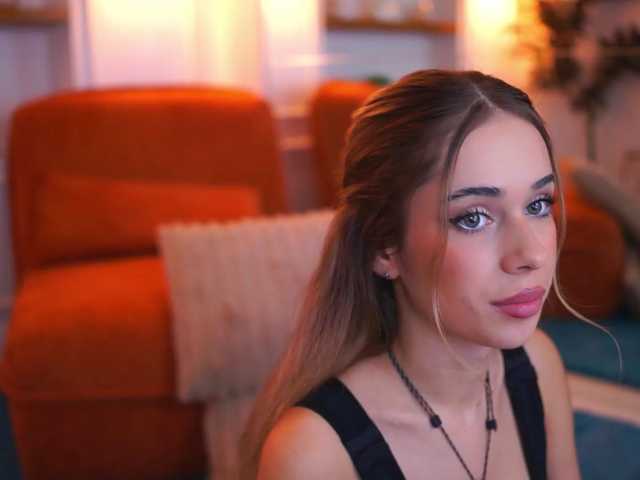 AvaSolis live cam on BongaCams