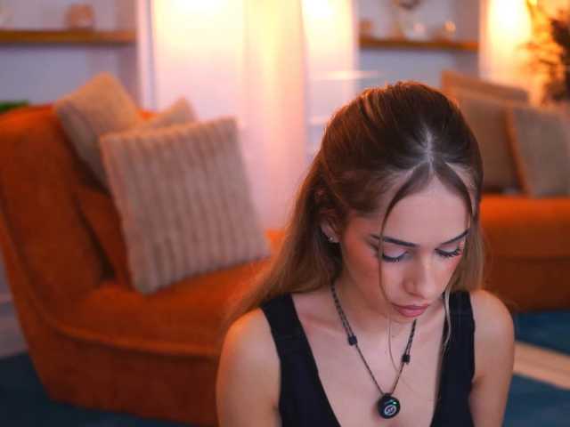 AvaSolis live cam on BongaCams