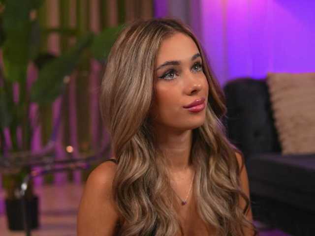 AvaSolis live cam on BongaCams