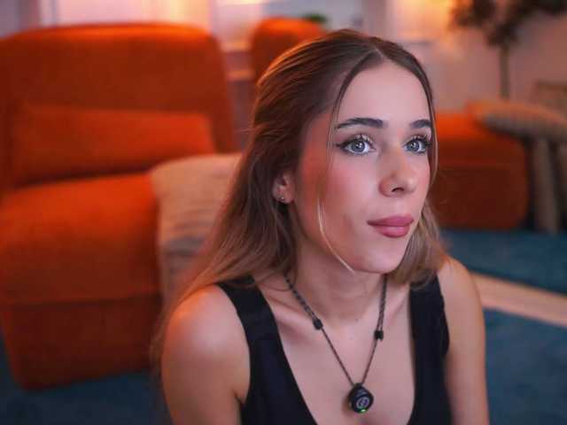 AvaSolis live cam on BongaCams