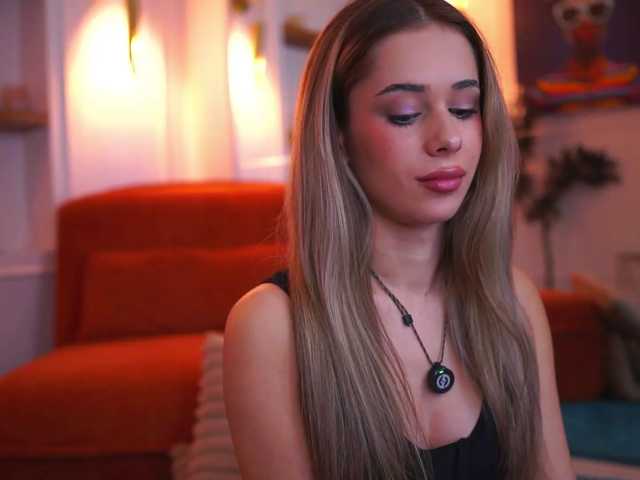 AvaSolis live cam on BongaCams