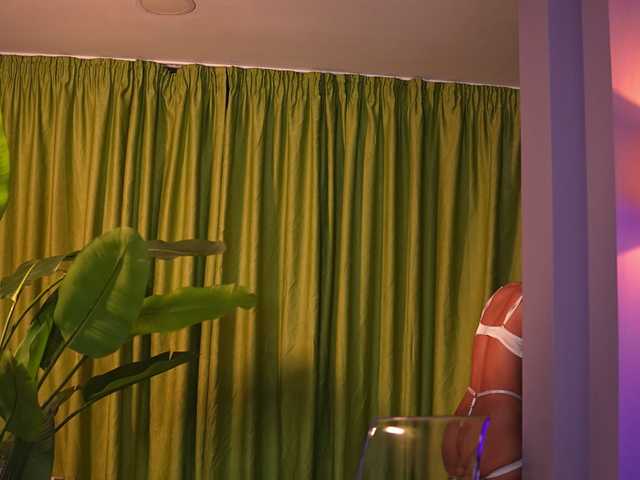AvaSolis live cam on BongaCams