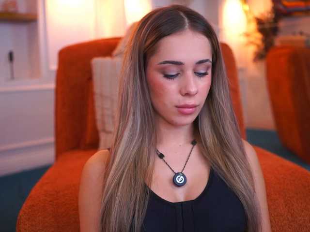 AvaSolis live cam on BongaCams