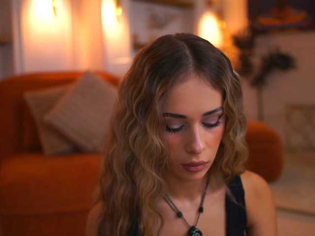 AvaSolis live cam on BongaCams