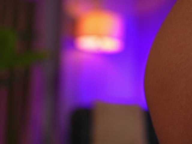 AvaSolis live cam on BongaCams