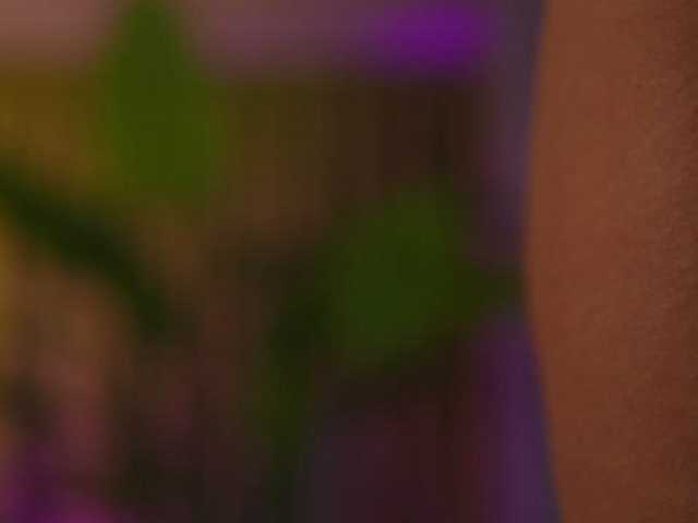 AvaSolis live cam on BongaCams