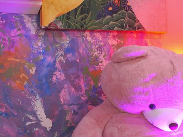 AvaSolis's BongaCams show and profile