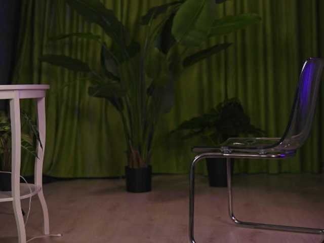 AvaSolis live cam on BongaCams