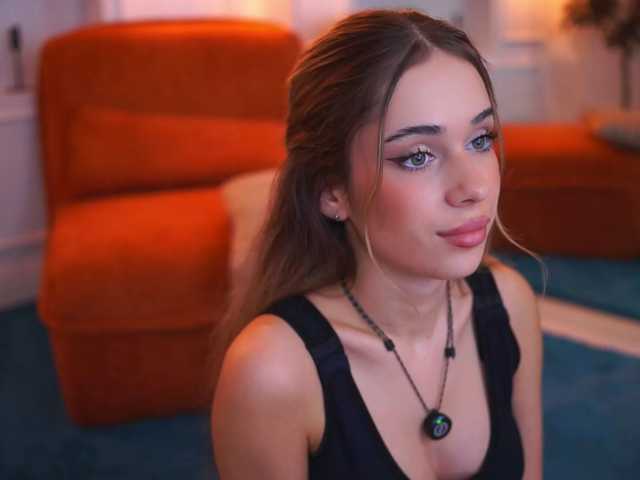 AvaSolis live cam on BongaCams