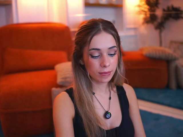 AvaSolis live cam on BongaCams