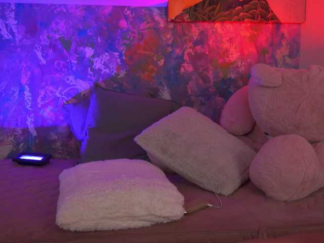 AvaSolis live cam on BongaCams